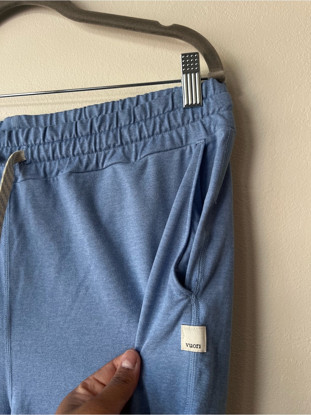 Vuori Performance Jogger Pants Spring Heather - Picture 7 of 11